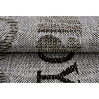 Siva črtasta preproga z napisi