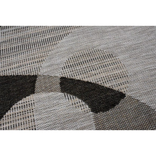 Siva žametna preproga z vzorcem