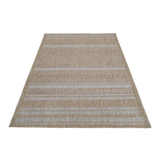 Rjava žametna preproga z vzorcem