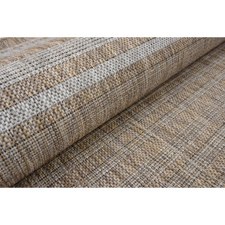 Rjava žametna preproga z vzorcem