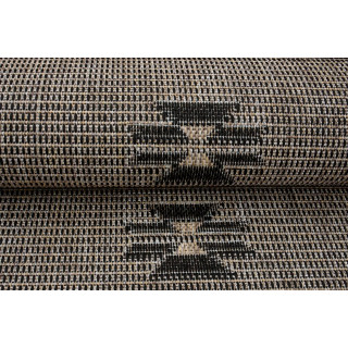 Rjava žametna preproga z vzorcem