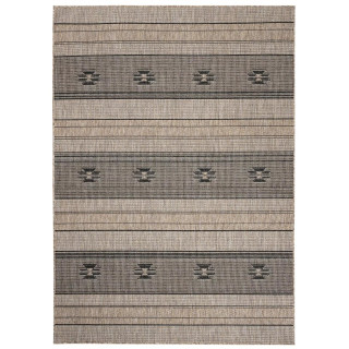 Rjava žametna preproga z vzorcem