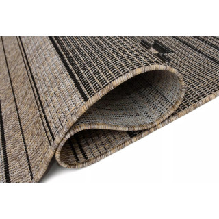 Rjava žametna preproga z vzorcem