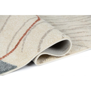 Barvita preproga z abstraktnimi vzorci