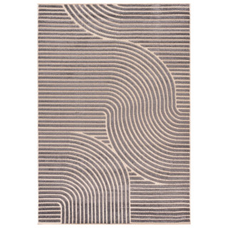 Vzorčasta kremna preproga