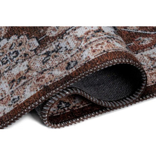 Rjava bombažna preproga z vzorcem