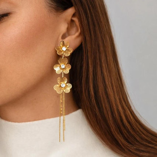 Pozlačeni viseči uhani z rožami