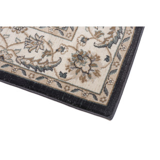 Črna preproga z vintage vzorcem