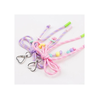 Obesek z roza pentljo