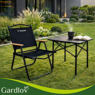 Črn zložljiv vrtni stol