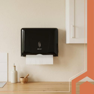 Dozirnik za črne papirnate brisače