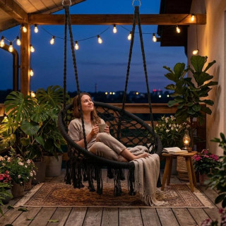 Viseči boho stol v črni barvi